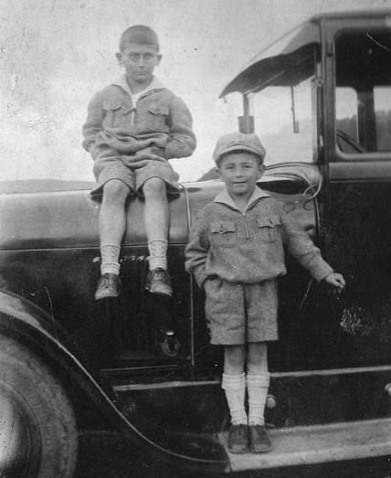 Leon and Henry Lowenstern as boys in Germany