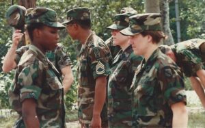 Alice Gallop West with other soldiers in Korea