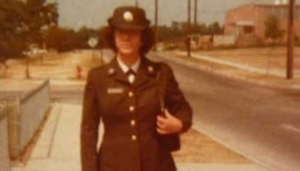 Female U.S. Army soldier in uniform